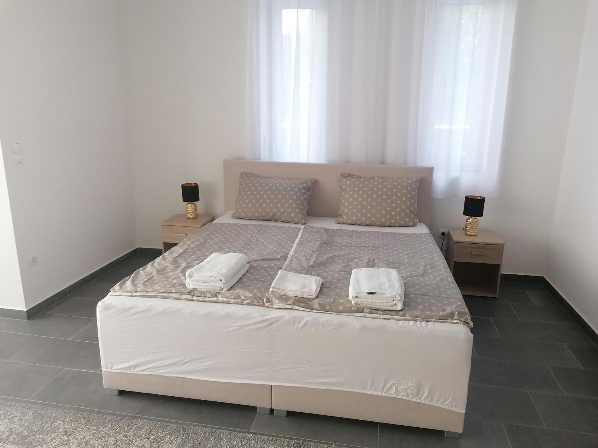 Villa Leona Gyenesdiás Εξωτερικό φωτογραφία